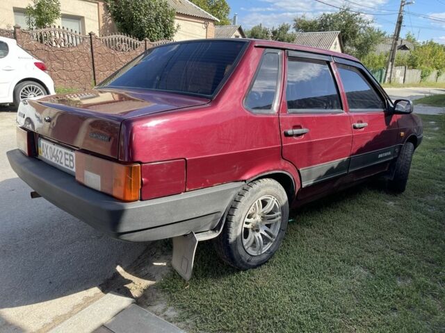 Красный ВАЗ 21099, объемом двигателя 1.6 л и пробегом 145 тыс. км за 1450 $, фото 2 на Automoto.ua