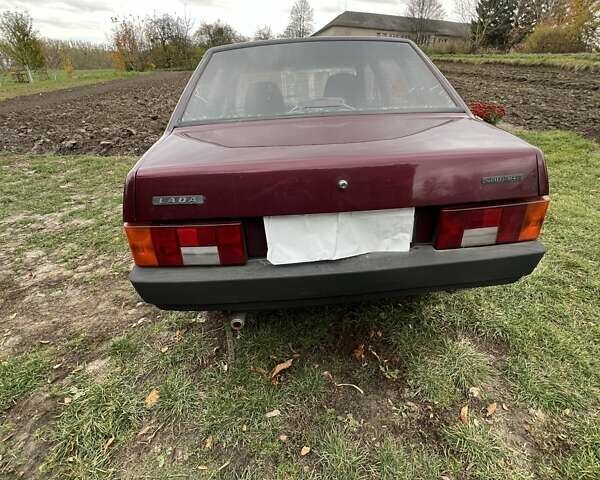 Красный ВАЗ 21099, объемом двигателя 1.6 л и пробегом 200 тыс. км за 2000 $, фото 4 на Automoto.ua