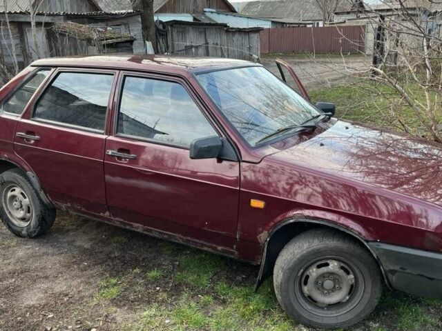 Червоний ВАЗ 21099, об'ємом двигуна 1.6 л та пробігом 220 тис. км за 1400 $, фото 3 на Automoto.ua
