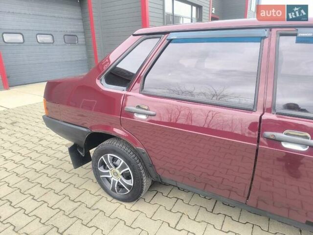 Красный ВАЗ 21099, объемом двигателя 1.6 л и пробегом 184 тыс. км за 2300 $, фото 7 на Automoto.ua