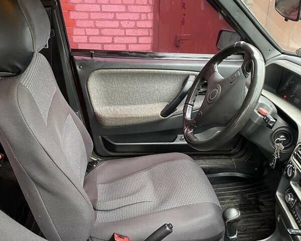 Красный ВАЗ 21099, объемом двигателя 1.6 л и пробегом 122 тыс. км за 2400 $, фото 3 на Automoto.ua