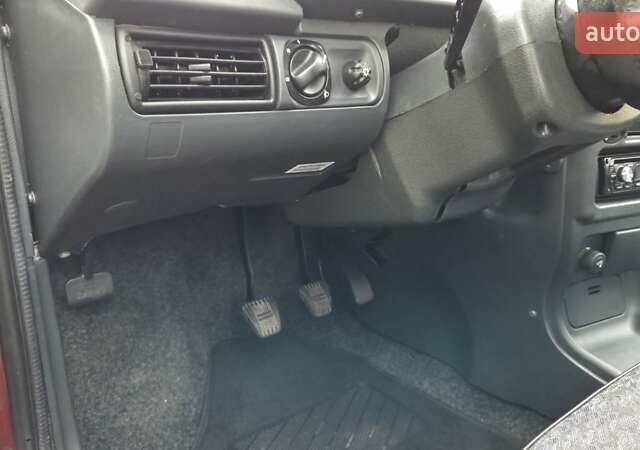 Красный ВАЗ 21099, объемом двигателя 1.6 л и пробегом 25 тыс. км за 5700 $, фото 61 на Automoto.ua