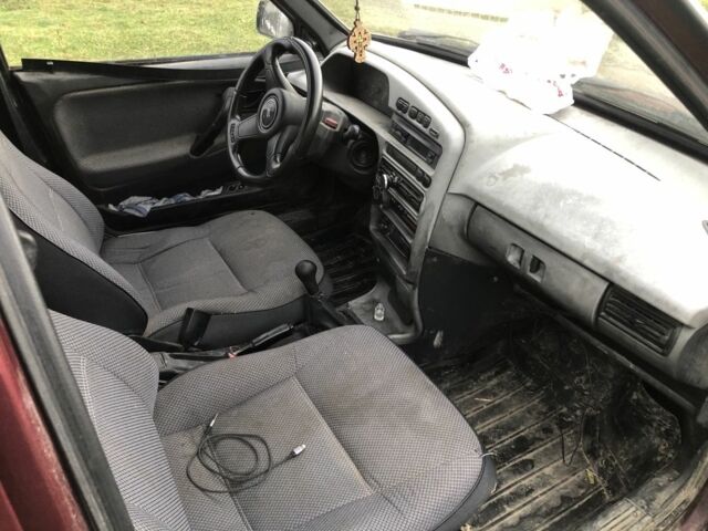 Червоний ВАЗ 21099, об'ємом двигуна 1.6 л та пробігом 300 тис. км за 450 $, фото 2 на Automoto.ua