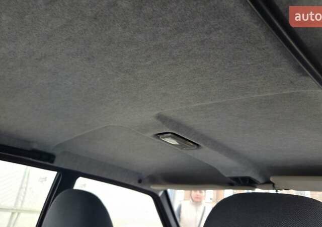 Красный ВАЗ 21099, объемом двигателя 1.6 л и пробегом 25 тыс. км за 5700 $, фото 16 на Automoto.ua