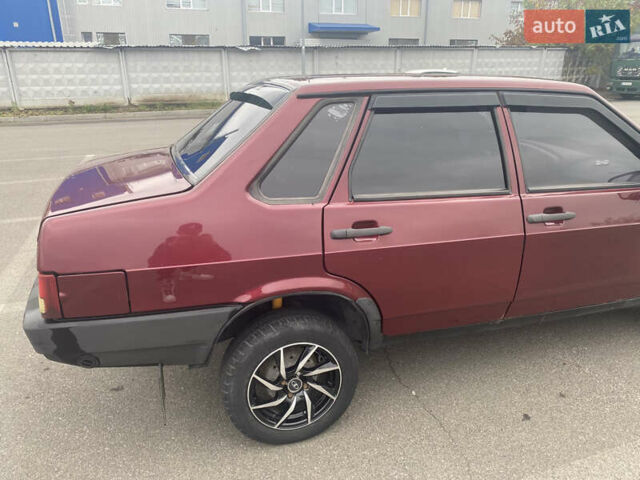 ВАЗ 21099 2008 в Харькове на Automoto.ua Красный ВАЗ 21099, объемом двигателя 1.6 л и пробегом 250 тыс. км за 2200 $, фото 9 на Automoto.ua