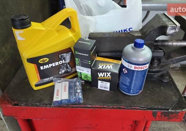 Красный ВАЗ 21099, объемом двигателя 1.6 л и пробегом 25 тыс. км за 5700 $, фото 128 на Automoto.ua