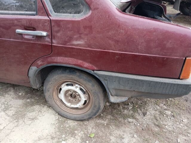 Красный ВАЗ 21099, объемом двигателя 0 л и пробегом 100 тыс. км за 364 $, фото 2 на Automoto.ua