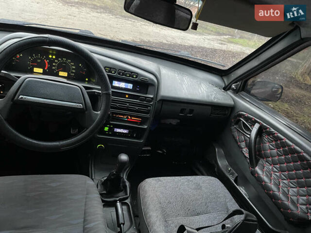 Червоний ВАЗ 21099, об'ємом двигуна 1.6 л та пробігом 270 тис. км за 2300 $, фото 6 на Automoto.ua