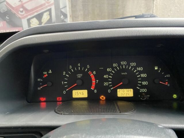 Красный ВАЗ 21099, объемом двигателя 1.5 л и пробегом 270 тыс. км за 2200 $, фото 2 на Automoto.ua