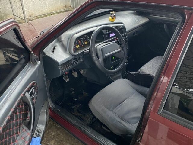 Красный ВАЗ 21099, объемом двигателя 1.5 л и пробегом 270 тыс. км за 2200 $, фото 1 на Automoto.ua