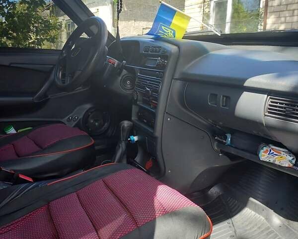 Красный ВАЗ 21099, объемом двигателя 1.5 л и пробегом 240 тыс. км за 2200 $, фото 4 на Automoto.ua