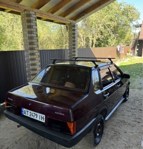 Красный ВАЗ 21099, объемом двигателя 1.6 л и пробегом 290 тыс. км за 1650 $, фото 3 на Automoto.ua