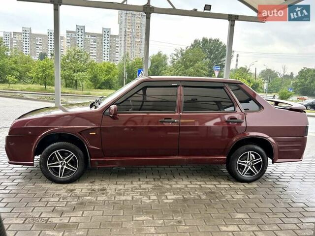 Красный ВАЗ 21099, объемом двигателя 1.6 л и пробегом 205 тыс. км за 1999 $, фото 3 на Automoto.ua