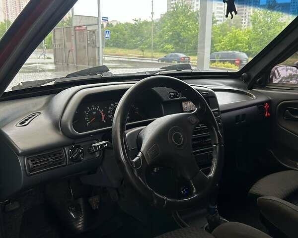 Красный ВАЗ 21099, объемом двигателя 1.6 л и пробегом 205 тыс. км за 1999 $, фото 13 на Automoto.ua