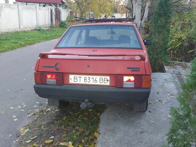 Красный ВАЗ 21099, объемом двигателя 1.5 л и пробегом 90 тыс. км за 716 $, фото 3 на Automoto.ua