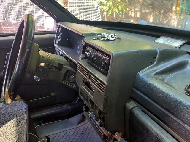 ВАЗ 21099, объемом двигателя 1.5 л и пробегом 221 тыс. км за 600 $, фото 2 на Automoto.ua