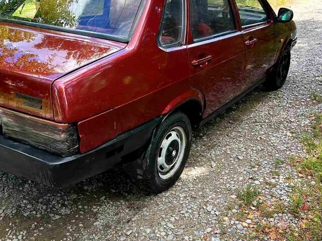 ВАЗ 21099, об'ємом двигуна 1.5 л та пробігом 190 тис. км за 980 $, фото 4 на Automoto.ua