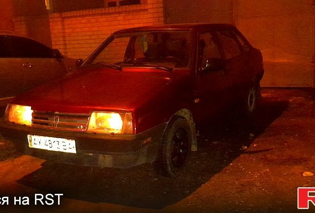 ВАЗ 21099, об'ємом двигуна 1.5 л та пробігом 190 тис. км за 980 $, фото 9 на Automoto.ua