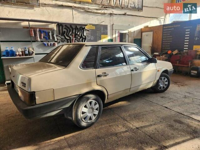 ВАЗ 21099, об'ємом двигуна 1.5 л та пробігом 247 тис. км за 1235 $, фото 2 на Automoto.ua