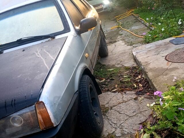 ВАЗ 21099, объемом двигателя 1.6 л и пробегом 50 тыс. км за 1300 $, фото 1 на Automoto.ua