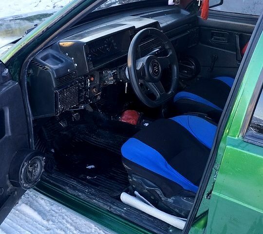 ВАЗ 21099, объемом двигателя 15 л и пробегом 0 тыс. км за 1200 $, фото 4 на Automoto.ua