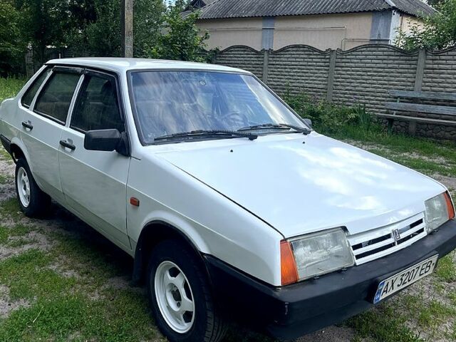 ВАЗ 21099, объемом двигателя 1.5 л и пробегом 100 тыс. км за 1499 $, фото 5 на Automoto.ua