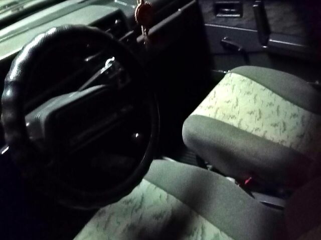 ВАЗ 21099, объемом двигателя 1.5 л и пробегом 212 тыс. км за 2100 $, фото 5 на Automoto.ua