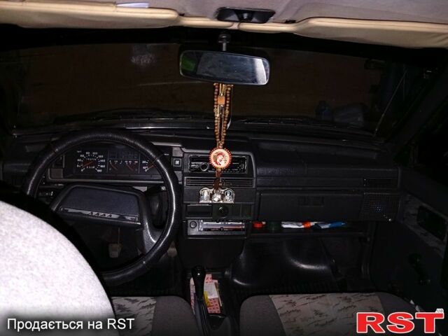 ВАЗ 21099, объемом двигателя 1.5 л и пробегом 212 тыс. км за 2100 $, фото 4 на Automoto.ua