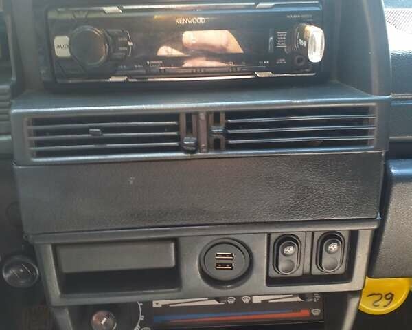 ВАЗ 21099, объемом двигателя 1.5 л и пробегом 320 тыс. км за 2000 $, фото 3 на Automoto.ua