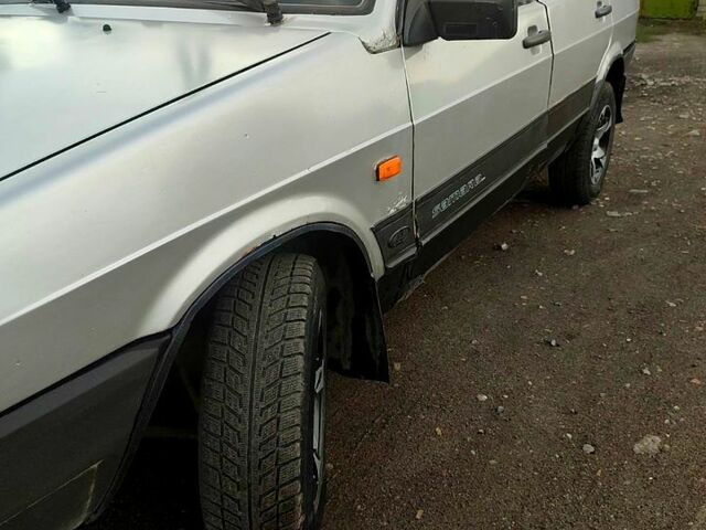 ВАЗ 21099, объемом двигателя 1.6 л и пробегом 0 тыс. км за 900 $, фото 1 на Automoto.ua