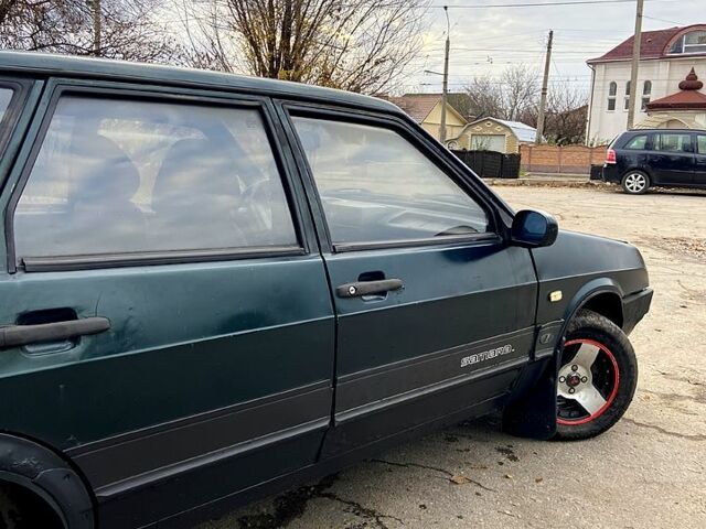 ВАЗ 21099, объемом двигателя 1.5 л и пробегом 100 тыс. км за 800 $, фото 4 на Automoto.ua