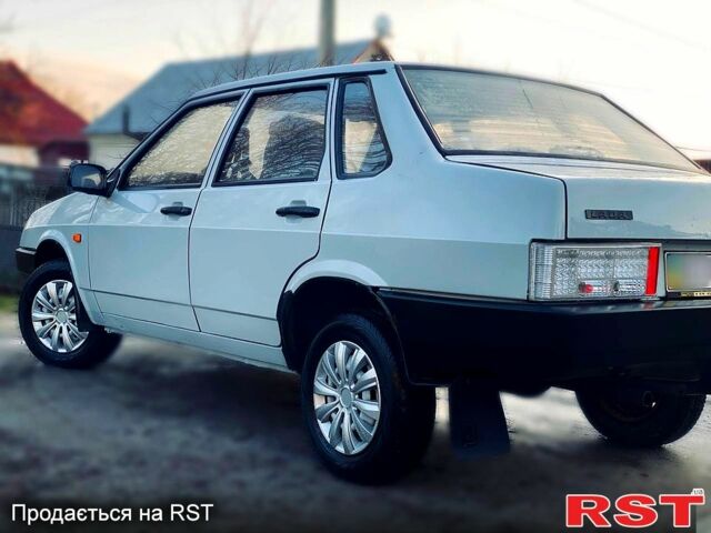 ВАЗ 21099, объемом двигателя 1.5 л и пробегом 200 тыс. км за 2000 $, фото 2 на Automoto.ua