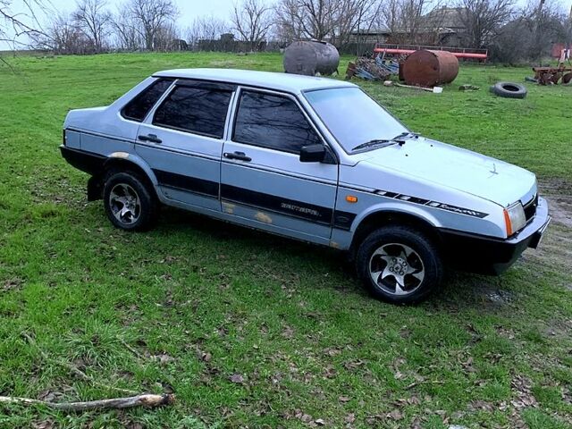 ВАЗ 21099, об'ємом двигуна 1.5 л та пробігом 150 тис. км за 950 $, фото 5 на Automoto.ua