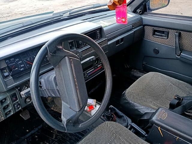 ВАЗ 21099, объемом двигателя 1.5 л и пробегом 230 тыс. км за 1750 $, фото 4 на Automoto.ua