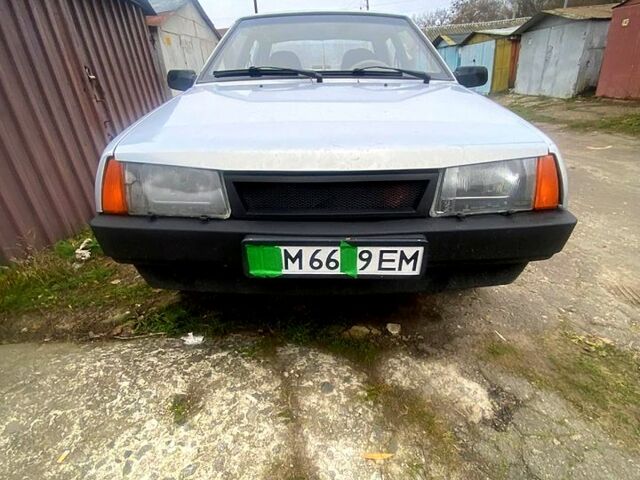 ВАЗ 21099, объемом двигателя 1.5 л и пробегом 0 тыс. км за 1200 $, фото 5 на Automoto.ua