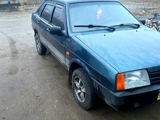 ВАЗ 21099, объемом двигателя 15 л и пробегом 170 тыс. км за 2100 $, фото 4 на Automoto.ua