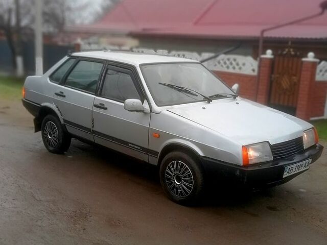 ВАЗ 21099, объемом двигателя 1.6 л и пробегом 0 тыс. км за 1050 $, фото 5 на Automoto.ua