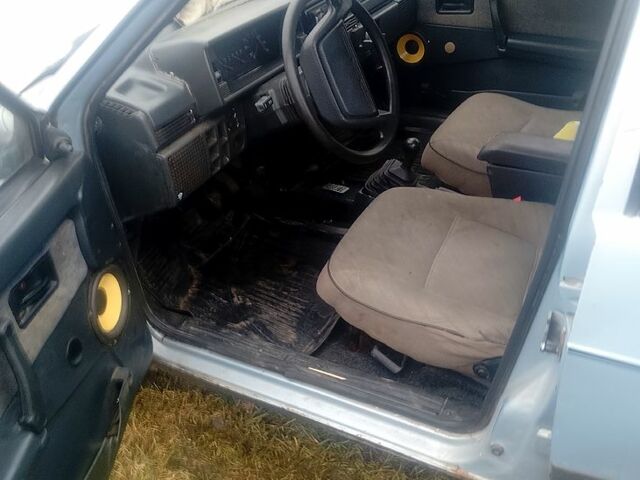 ВАЗ 21099, объемом двигателя 1.6 л и пробегом 211 тыс. км за 600 $, фото 2 на Automoto.ua