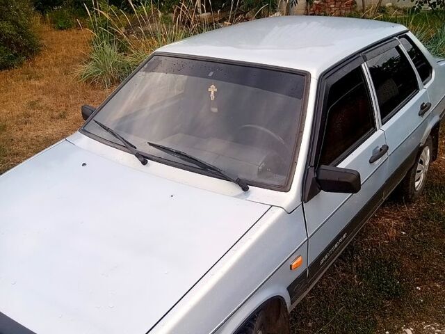 ВАЗ 21099, об'ємом двигуна 1.5 л та пробігом 186 тис. км за 1000 $, фото 4 на Automoto.ua