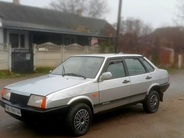 ВАЗ 21099, объемом двигателя 1.6 л и пробегом 0 тыс. км за 1050 $, фото 4 на Automoto.ua