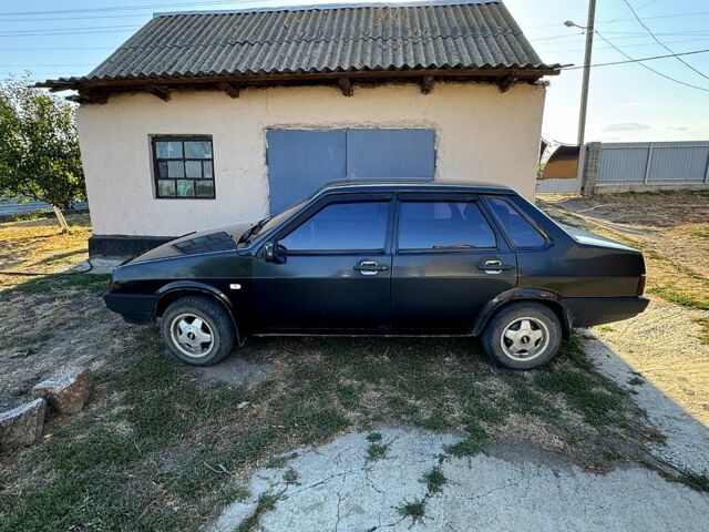 ВАЗ 21099, объемом двигателя 1.6 л и пробегом 250 тыс. км за 1100 $, фото 2 на Automoto.ua