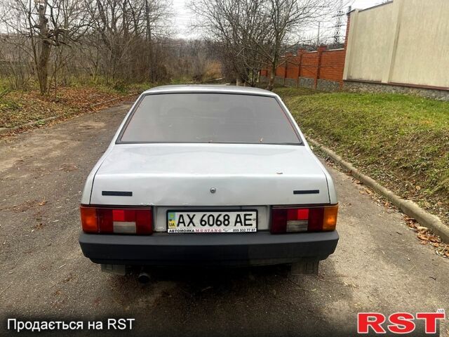 ВАЗ 21099, объемом двигателя 1.5 л и пробегом 185 тыс. км за 1450 $, фото 4 на Automoto.ua