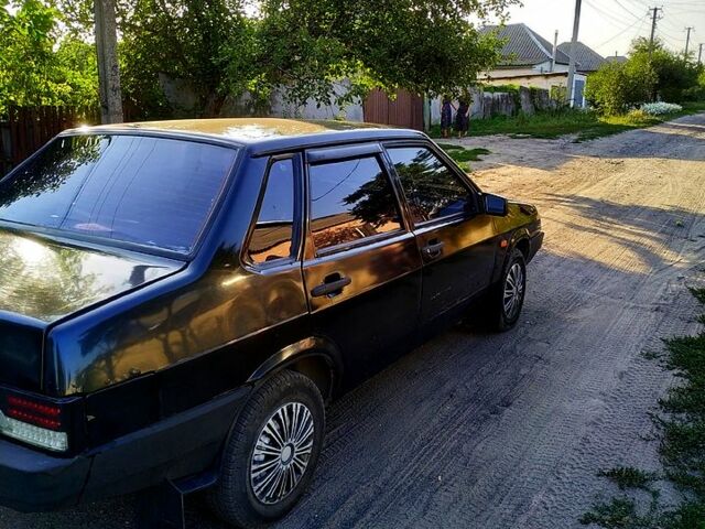ВАЗ 21099, объемом двигателя 1.5 л и пробегом 190 тыс. км за 1500 $, фото 2 на Automoto.ua