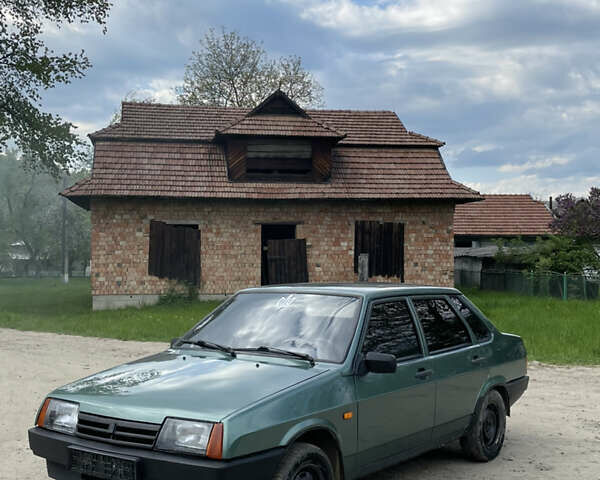 ВАЗ 21099, объемом двигателя 1.6 л и пробегом 230 тыс. км за 1350 $, фото 3 на Automoto.ua