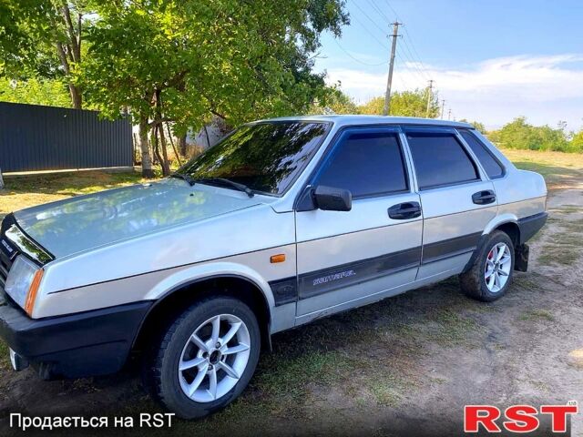 ВАЗ 21099, объемом двигателя 1.6 л и пробегом 218 тыс. км за 2000 $, фото 2 на Automoto.ua