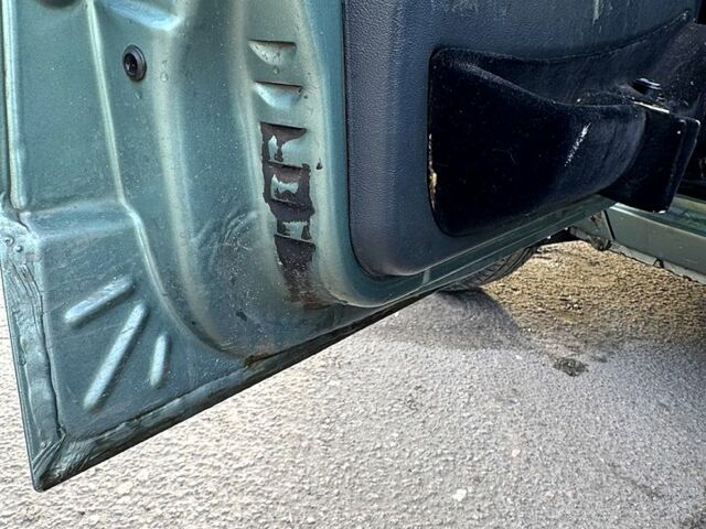 ВАЗ 21099, объемом двигателя 1.6 л и пробегом 110 тыс. км за 2700 $, фото 11 на Automoto.ua