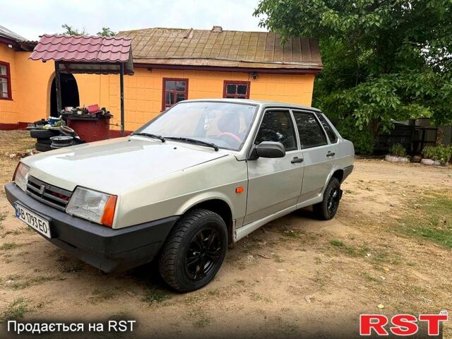 ВАЗ 21099, об'ємом двигуна 1.6 л та пробігом 190 тис. км за 2100 $, фото 7 на Automoto.ua
