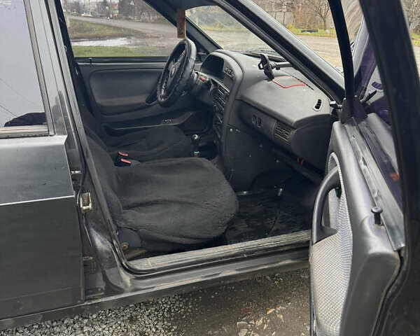 ВАЗ 21099, об'ємом двигуна 1.6 л та пробігом 250 тис. км за 1600 $, фото 5 на Automoto.ua