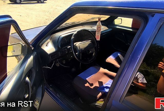 ВАЗ 21099, объемом двигателя 1.6 л и пробегом 0 тыс. км за 1100 $, фото 4 на Automoto.ua