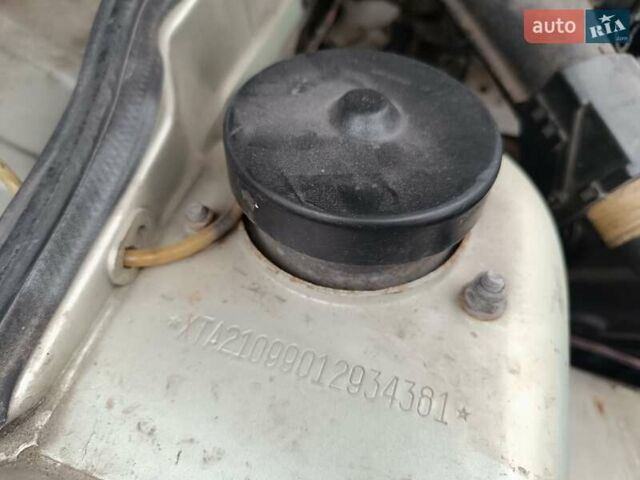 Желтый ВАЗ 21099, объемом двигателя 1.5 л и пробегом 300 тыс. км за 1350 $, фото 34 на Automoto.ua